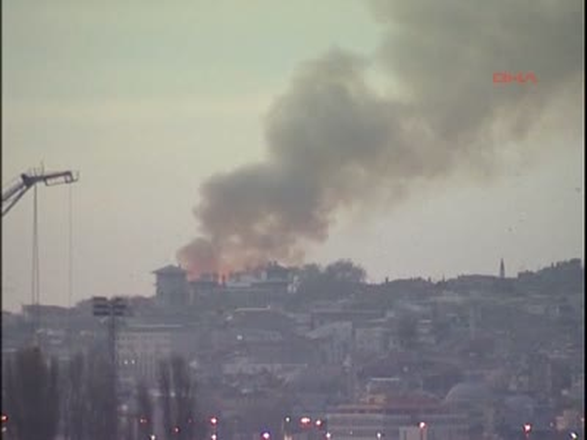 İl Milli Eğitim Müdürlüğü\'nde Yangın
