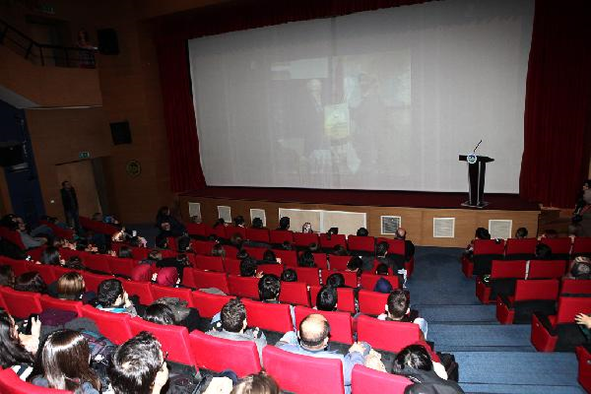 İşitme ve Görme Engellilerin Film Keyfi