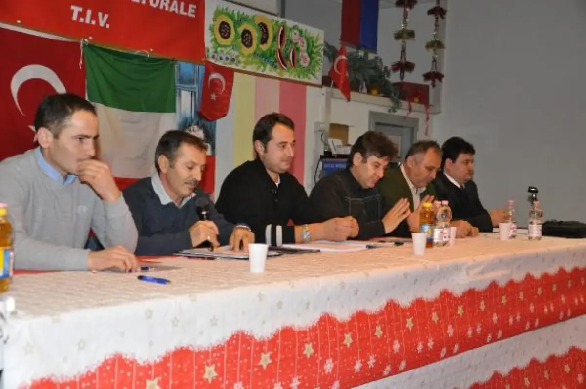 İtalya'daki Türkler Yeniyıla Örgütlü Giriyor