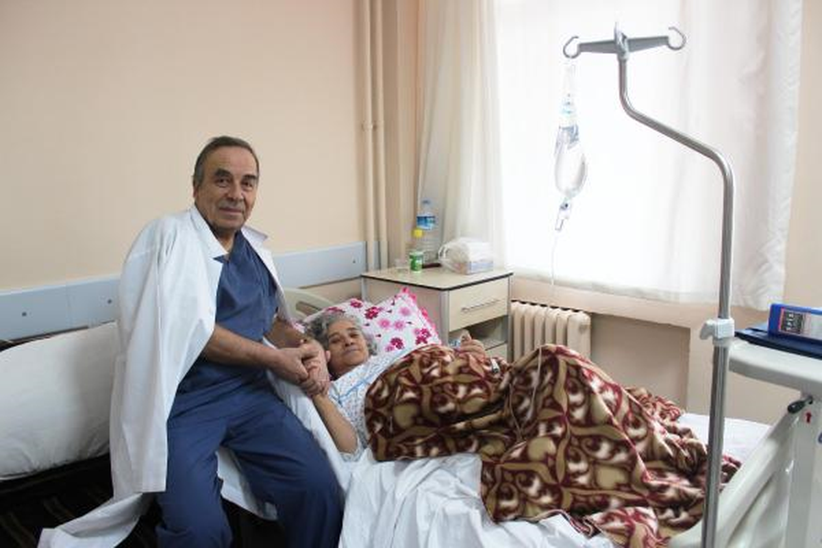 Kalın Bağırsağından 20 Santimlik Tümör Çıktı