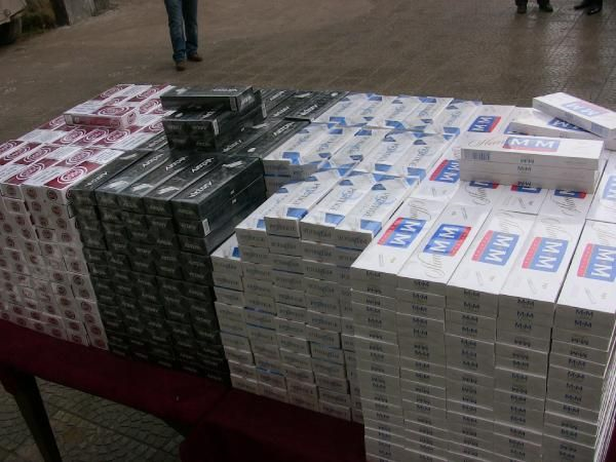 Kars\'ta 6 Bin 936 Paket Kaçak Sigara Ele Geçirildi