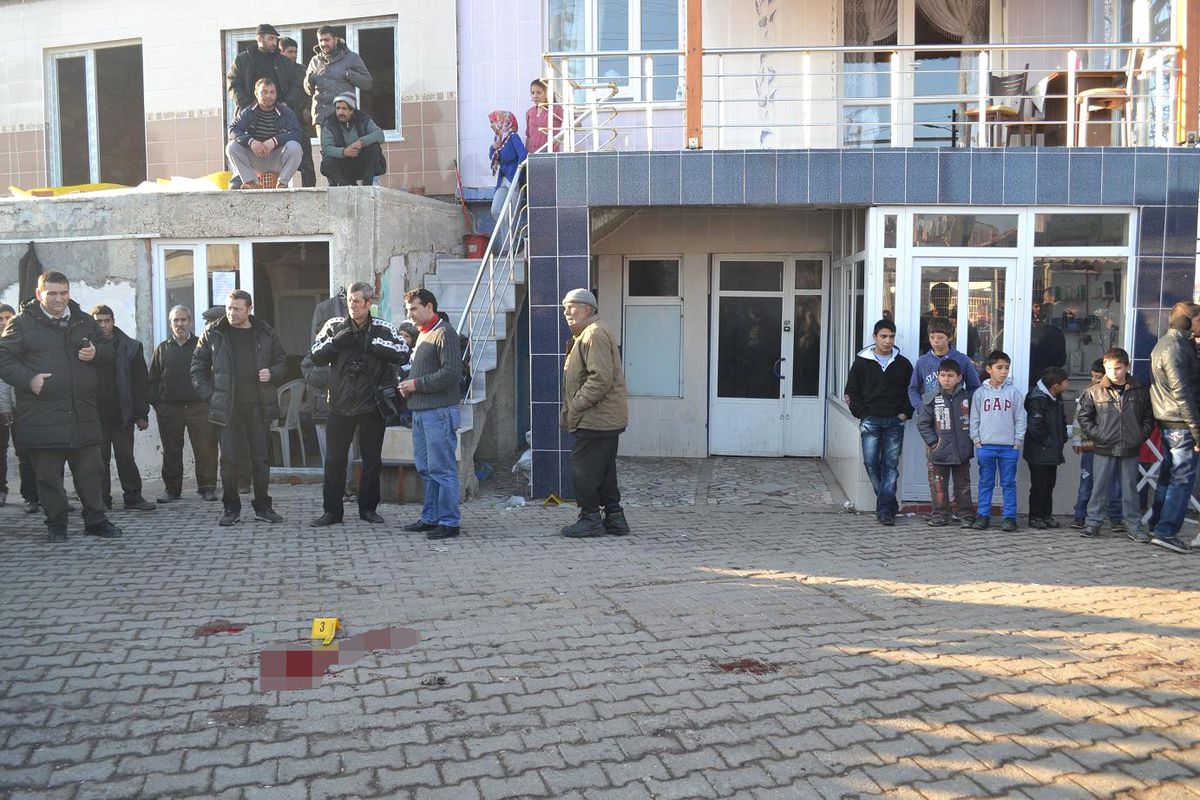 Keşan\'da Silahlı Kavga: 2 Yaralı
