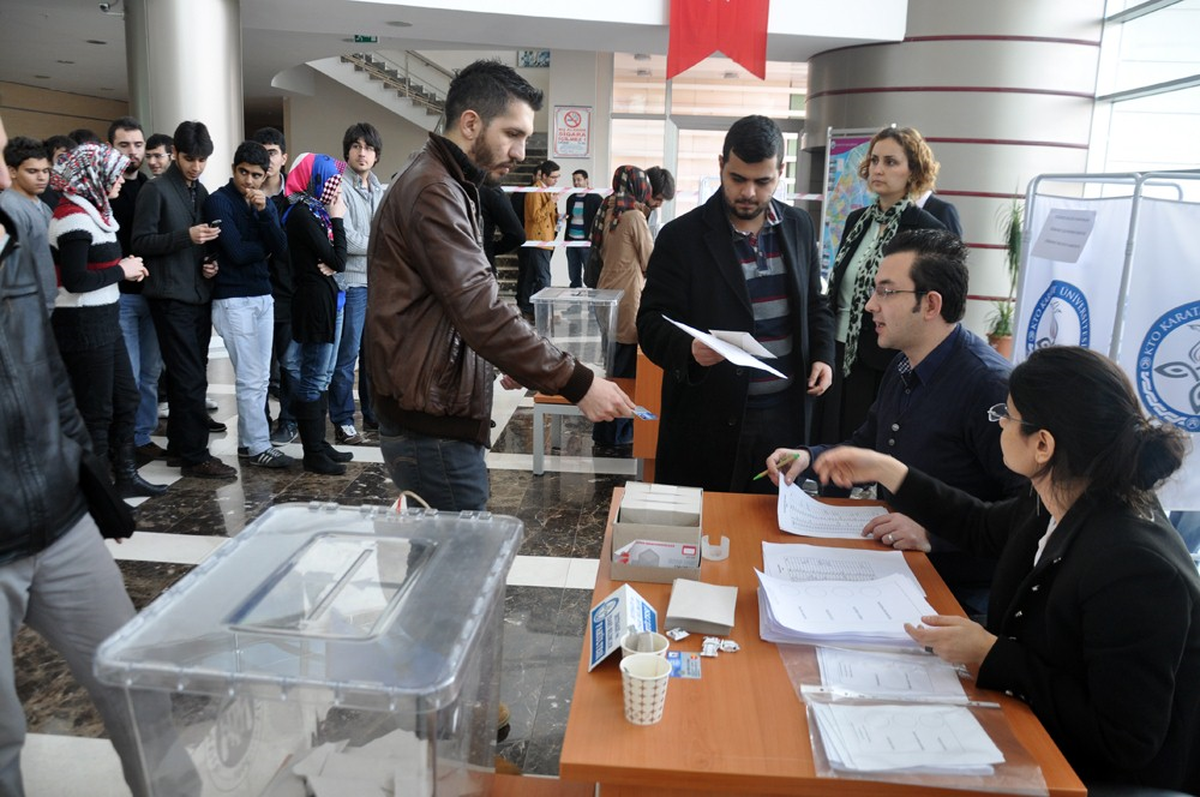 Kto Karatay Üniversitesi\'nde Seçim Heyecanı