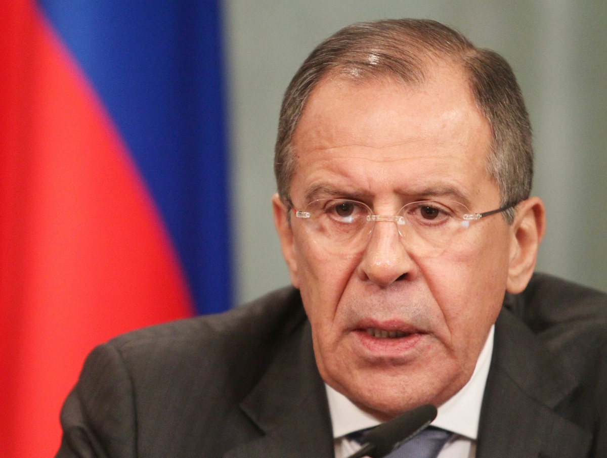Lavrov: "Patriot Füzeleri İran\'ı Hedef Alıyorsa Bu Tehlikeli!"