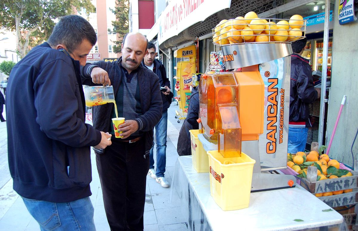 Taze Sıkılmış Meyve Suları Şifa Kaynağı