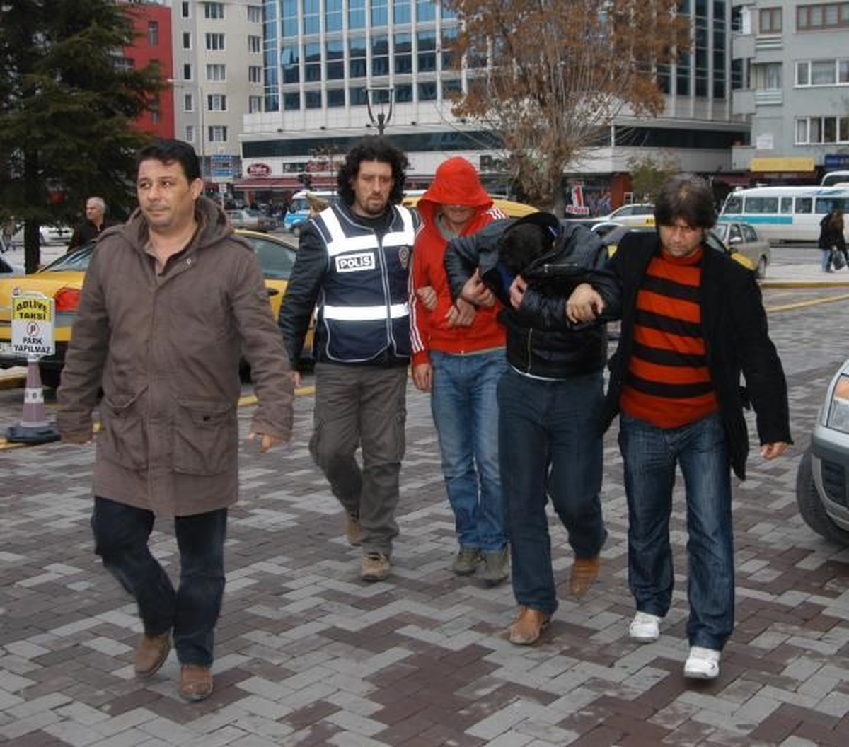 Uşak\'taki Uyuşturucu Operasyonu