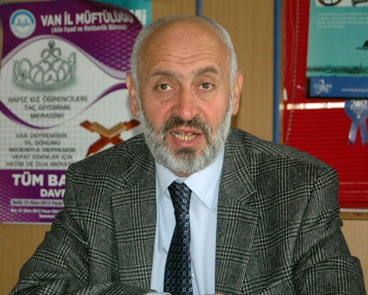 Van\'da \'Bir Tuğla da Sen Koy\' Kampanyası