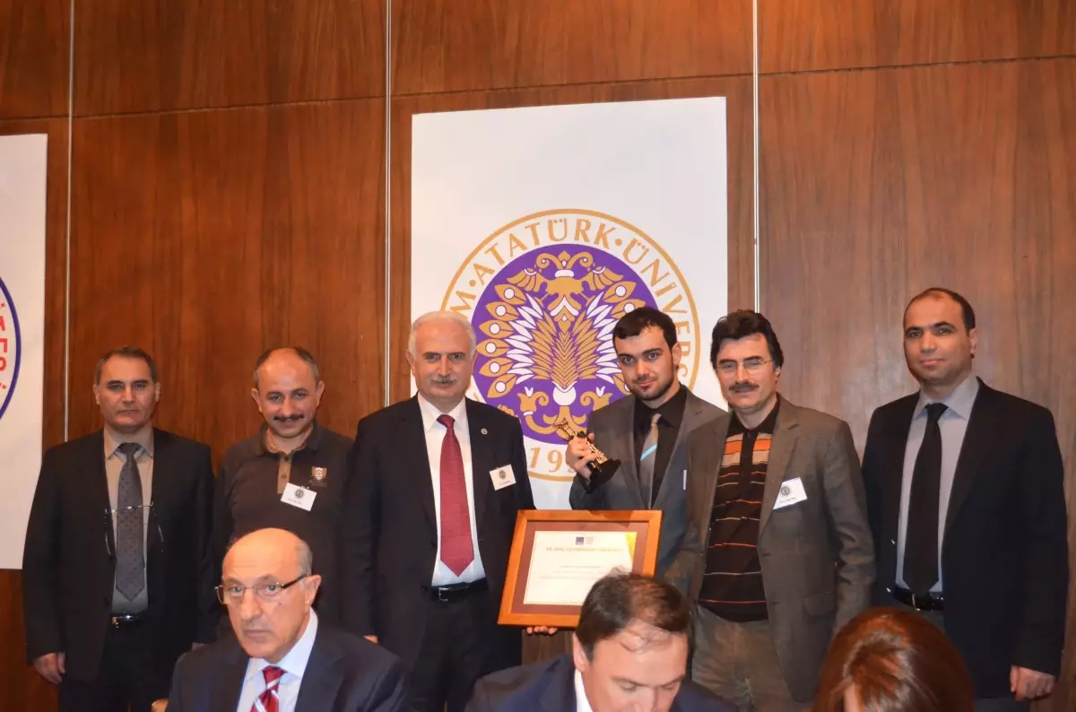 24. Aydın Doğan Vakfı Genç İletişimciler Yarışması\'ndan İletişim Fakültesi\'ne Birincilik Ödülü