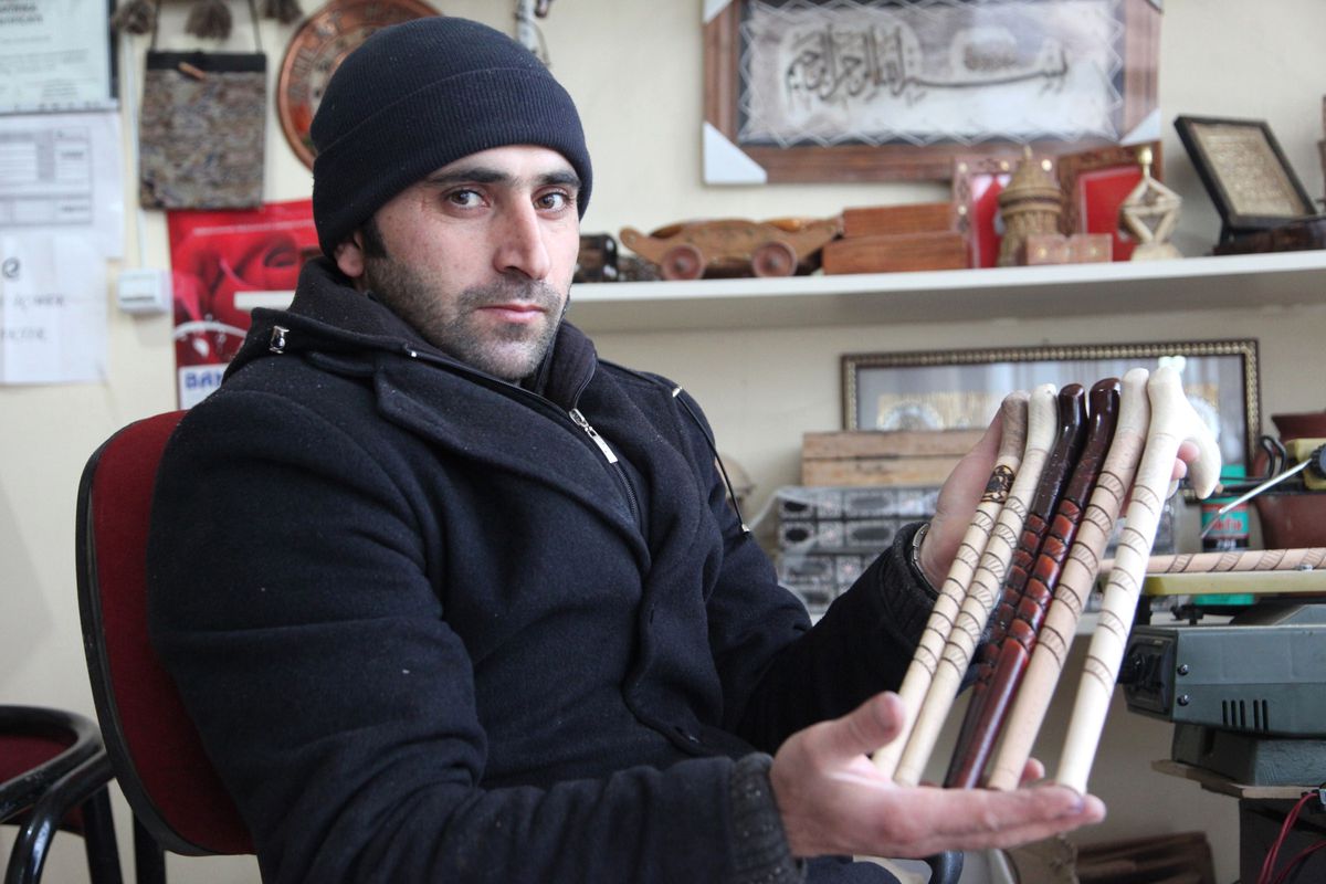 Ahlatlı Baston Ustaları Turizm Sezonuna Özel Hazırlanıyor
