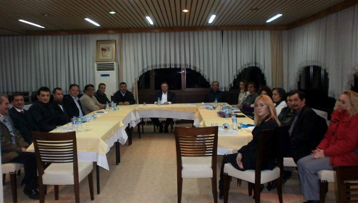Ayvalık\'ta Başkan Türközen 19 Birim Amiri ile Bir Araya Geldi