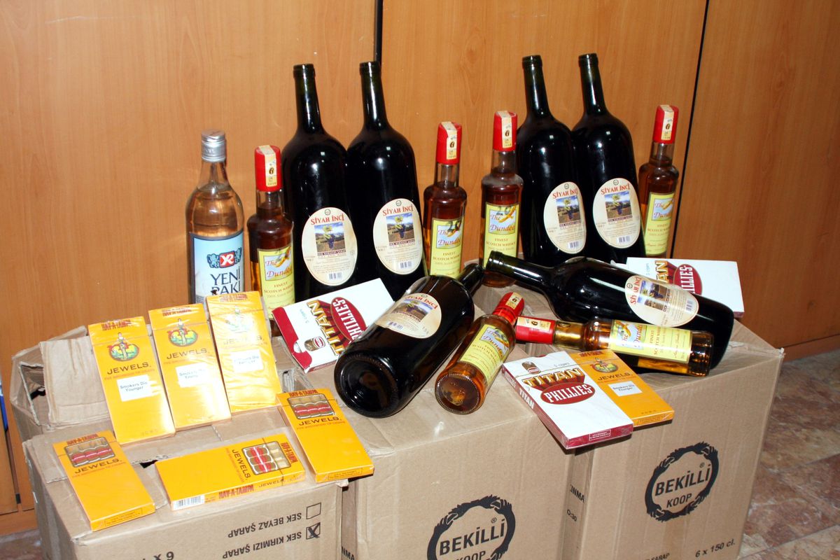 Birecik ve Suruç\'ta Kaçak İçki Ele Geçirildi