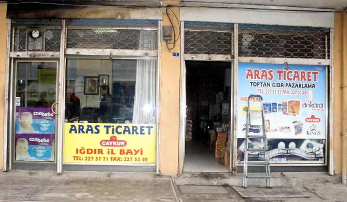 Çelik Kasayı Eritip 50 Bin Lirayı Çaldılar