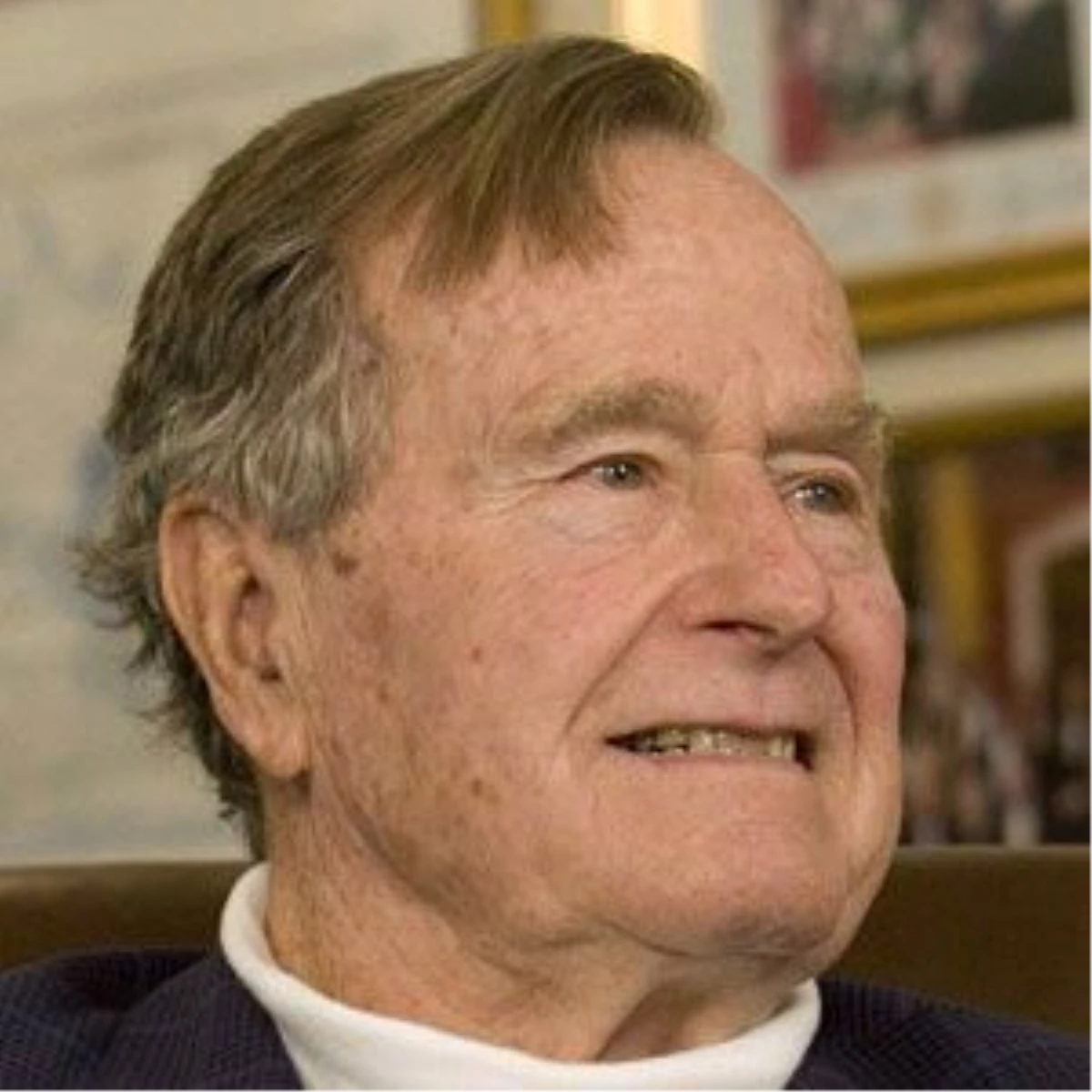 Eski ABD Başkanı Bush Noel\'i Hastanede Geçirecek