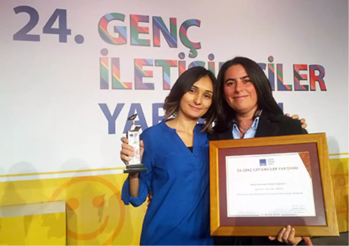 \'Genç İletişimciler Yarışması\'