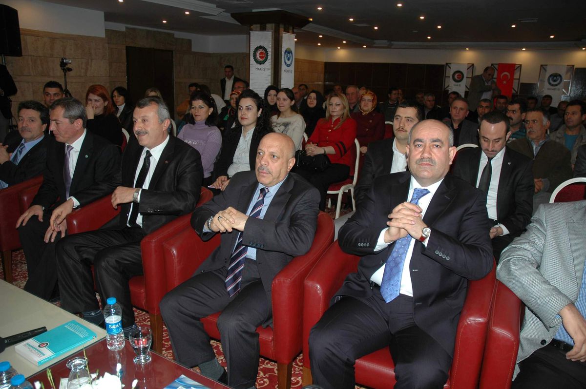 Hak-İş\'ten Asgari Ücret Tespit Komisyonuna Tepki