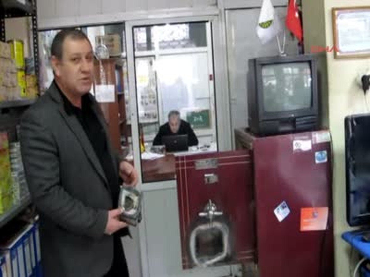 Iğdır Çelik Kasayı Erittiler, 50 Bin Lirayı Götürdüler Çelik Kasayı Erittiler, 50 Bin Lirayı...