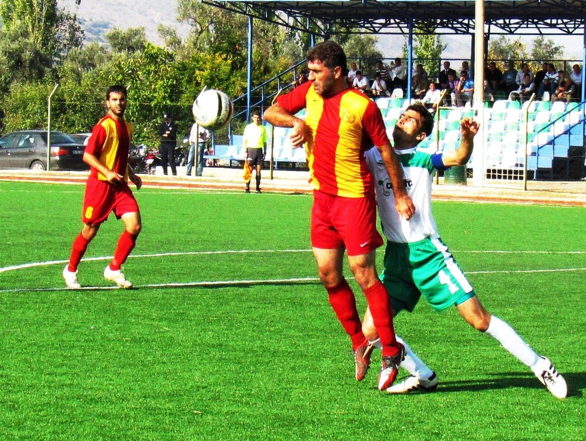 İzmir 1. Amatör\'de Bayındır Liderliğini Koruyor