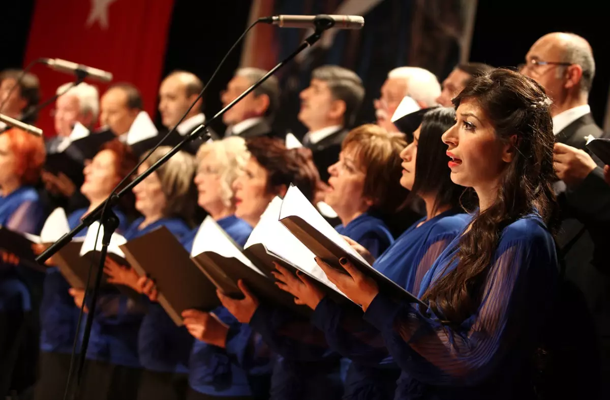 Küçükçekmece Belediyesi, Vefatının 300. Yılında Itri\'yi Andı