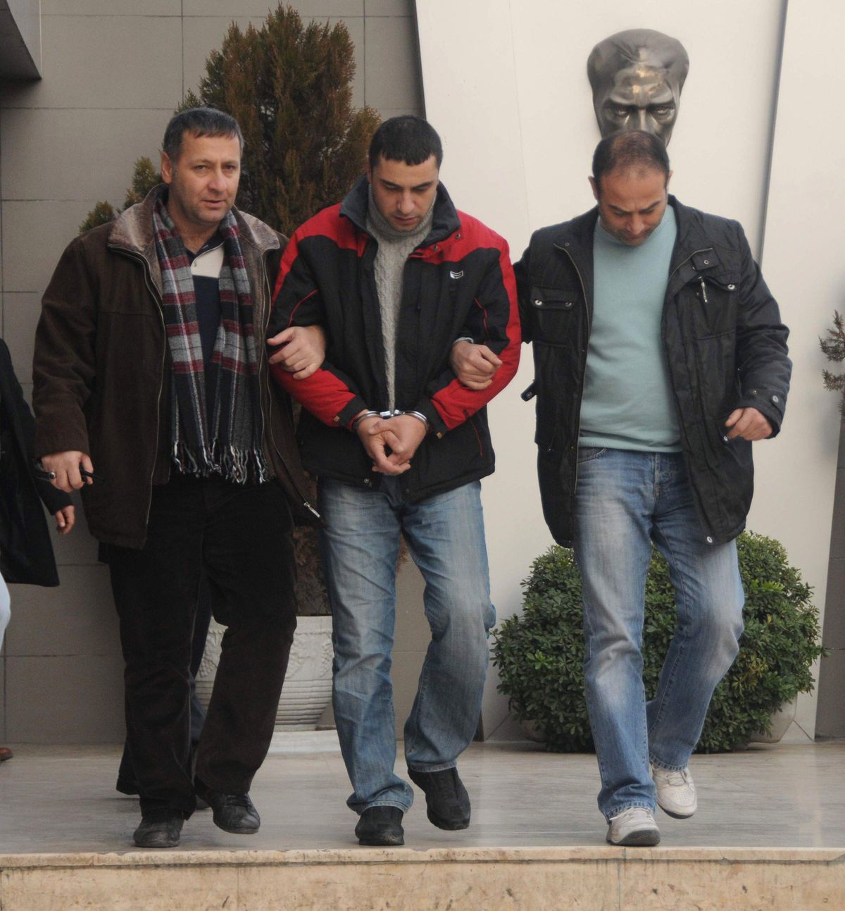 Ölmeden 2 Saat Önce Fotoğraf Çektirdiler