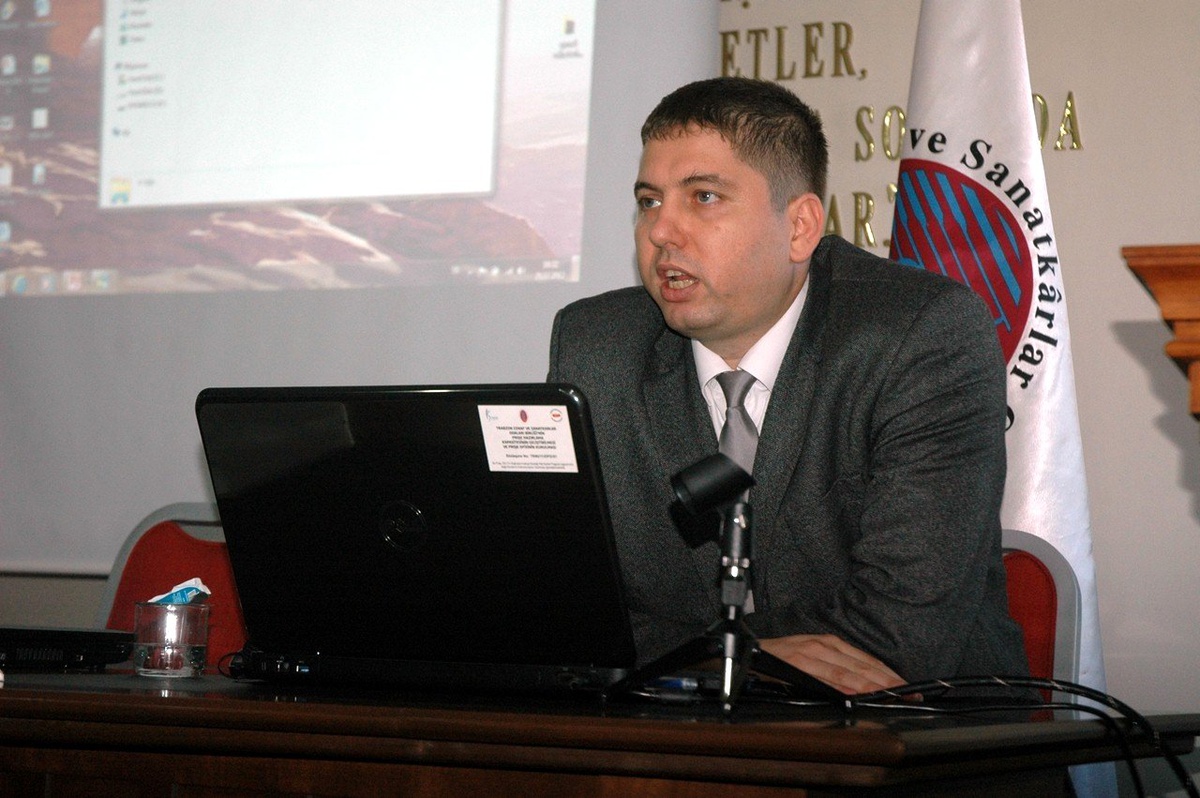 Trabzon\'da \'Esnaf ve Sanatkarları Hibe-Teşvik Programları\' Bilgilendirme Toplantısı Düzenlendi