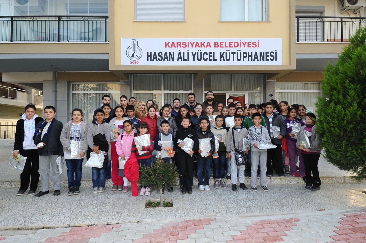 Üniversiteliler Miniklere Kentli Olmayı Anlatıyor