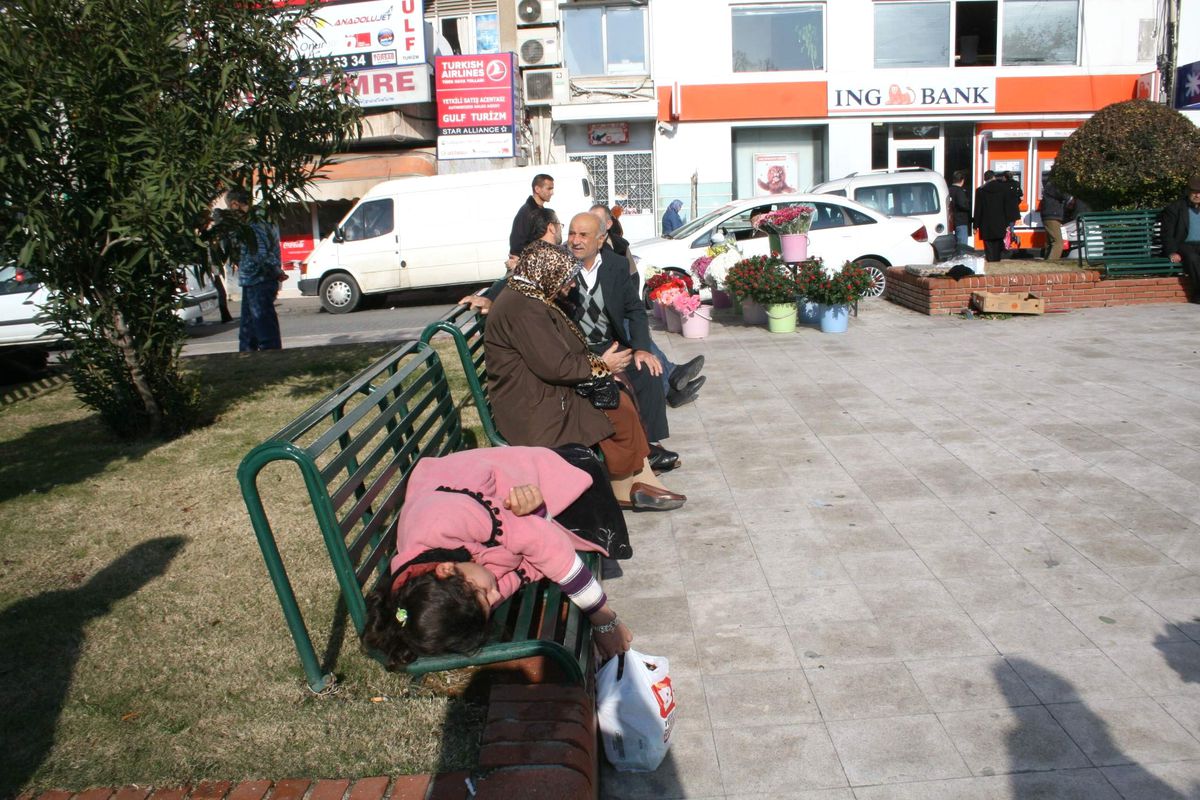 Doğuda Kar, Aydın\'da Bahar