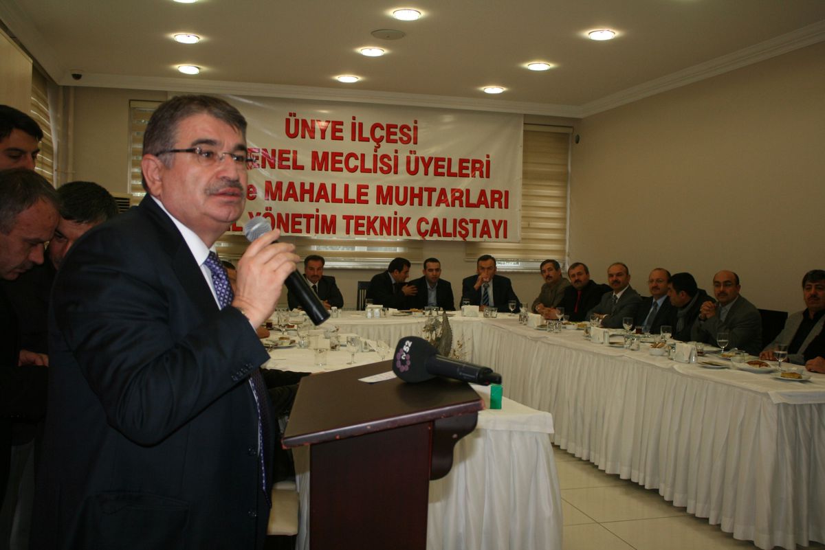 Kapalı Pazar Meydan Oluyor