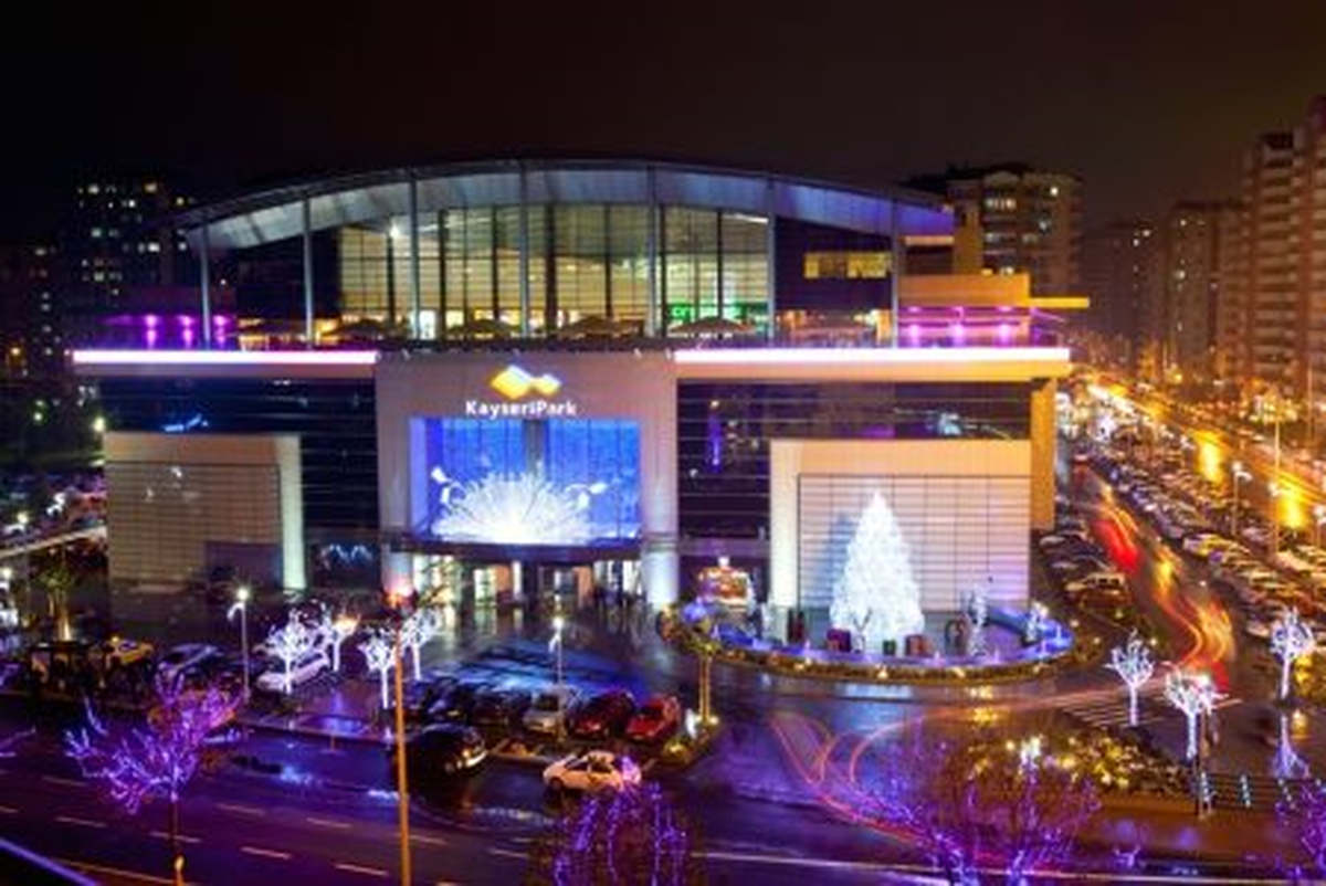 Kayseri Park\'ı Yeni Yıl Coşkusu Sardı