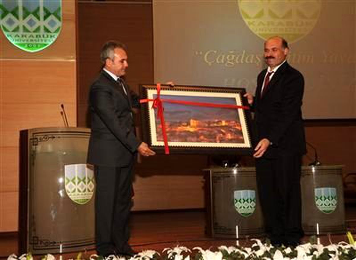 Kbü\'de "Afrika" Konferansı
