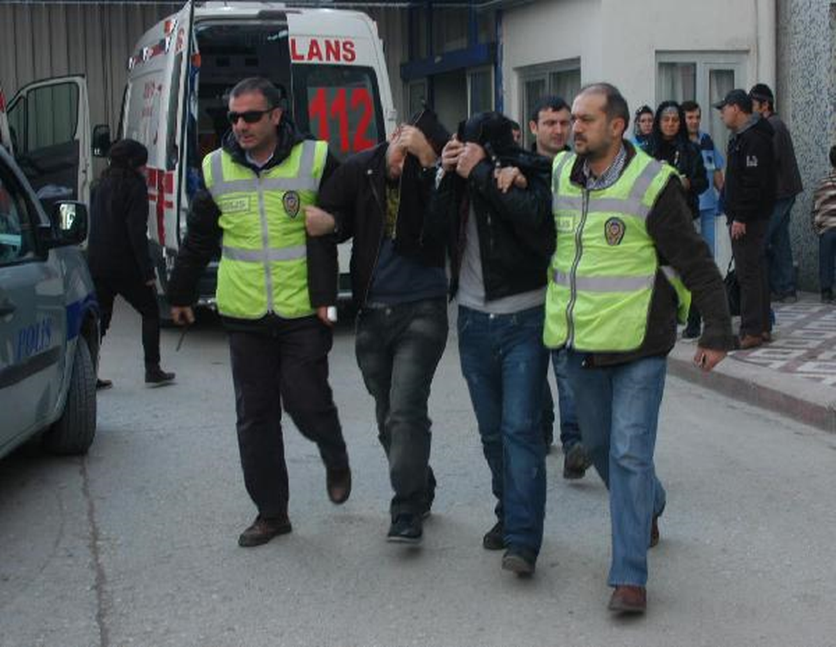 Konya ve Antalya\'da Hırsızlık Yapamadan Yakalandılar