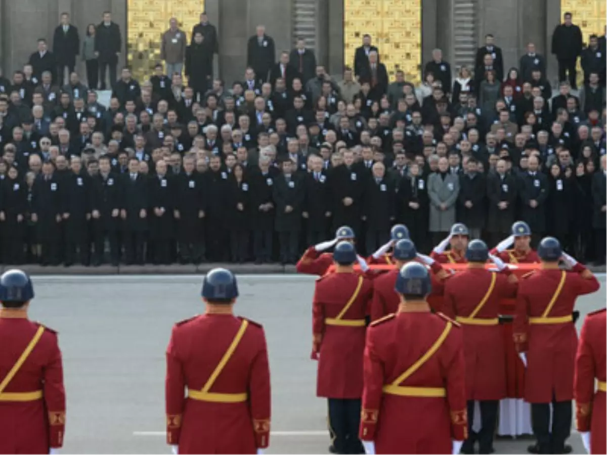 Meclis\'teki Törene "Tam Kadro" Katılım