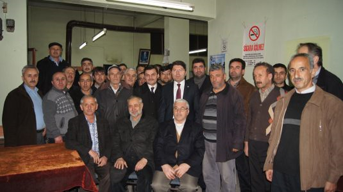 Milletvekili Yılmaz Tunç Cumhuriyet Mahallesinde