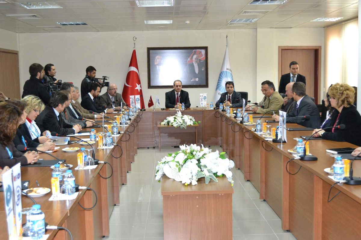 Niğde Üniversitesi İso 9001-2008 Kalite Belgesi Aldı