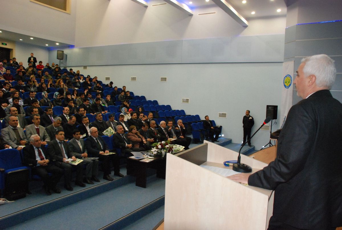 Şanlıurfa\'da "Üniversite- Sanayi" İş Birliği Konferansı