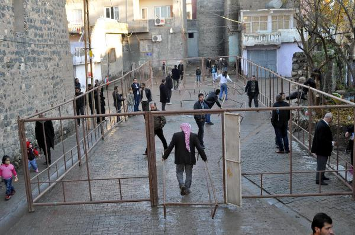 Şerafettin Elçi İçin Cizre\'de Son Hazırlıklar Yapılıyor