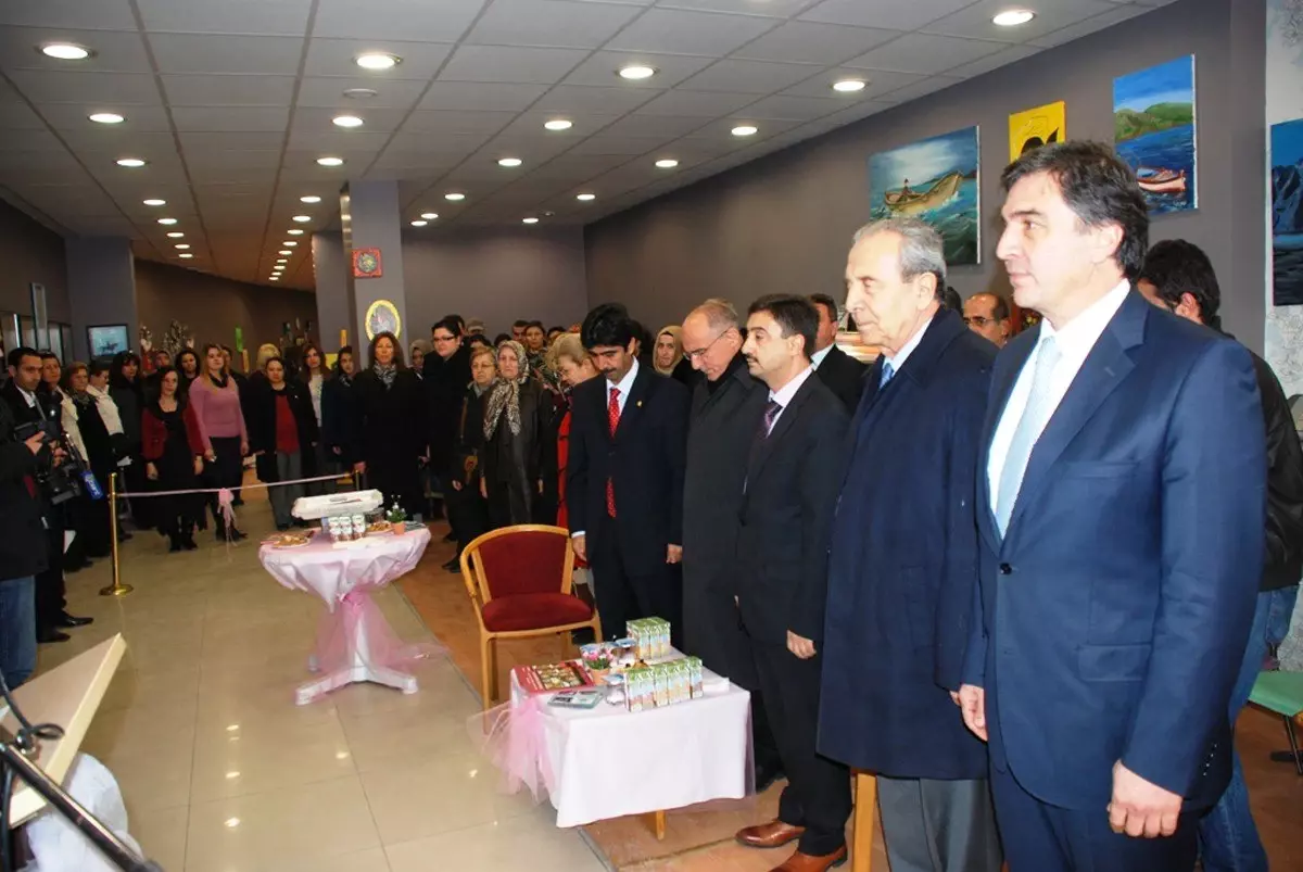 Toplum Ruh Sağlığı Merkezi\'nin Sergisi Açıldı