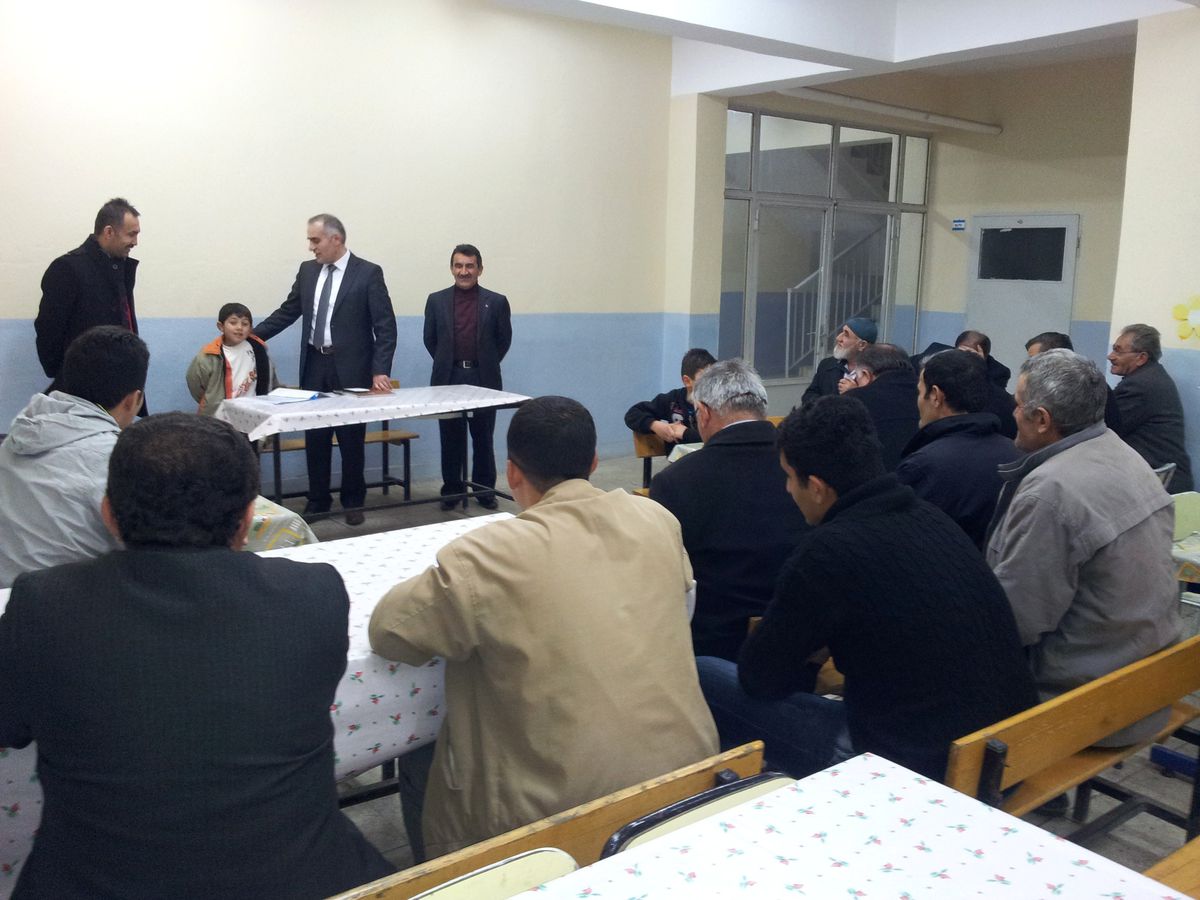 AK Parti\'den Köy Ziyaretleri