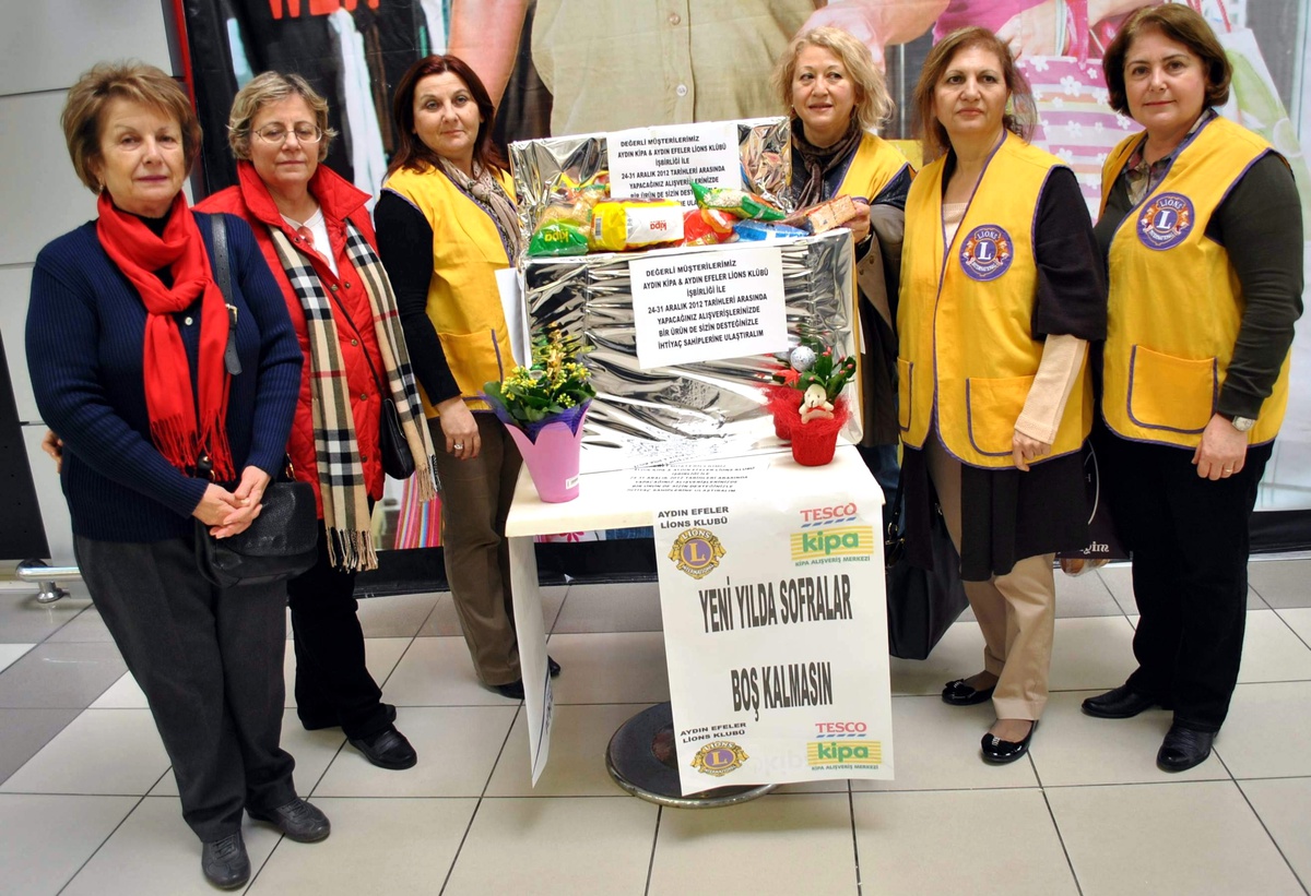 Aydınlı Kadınlar Açlığa Karşı Savaş Açtı