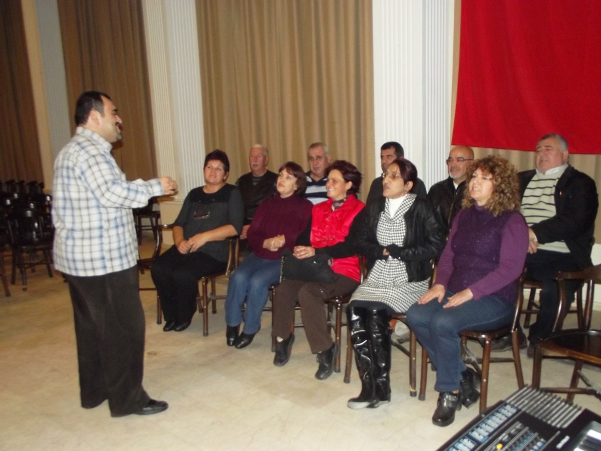 Ayvalıklı Halk Müziği Sevenler Kış Konserine Hazırlanıyor