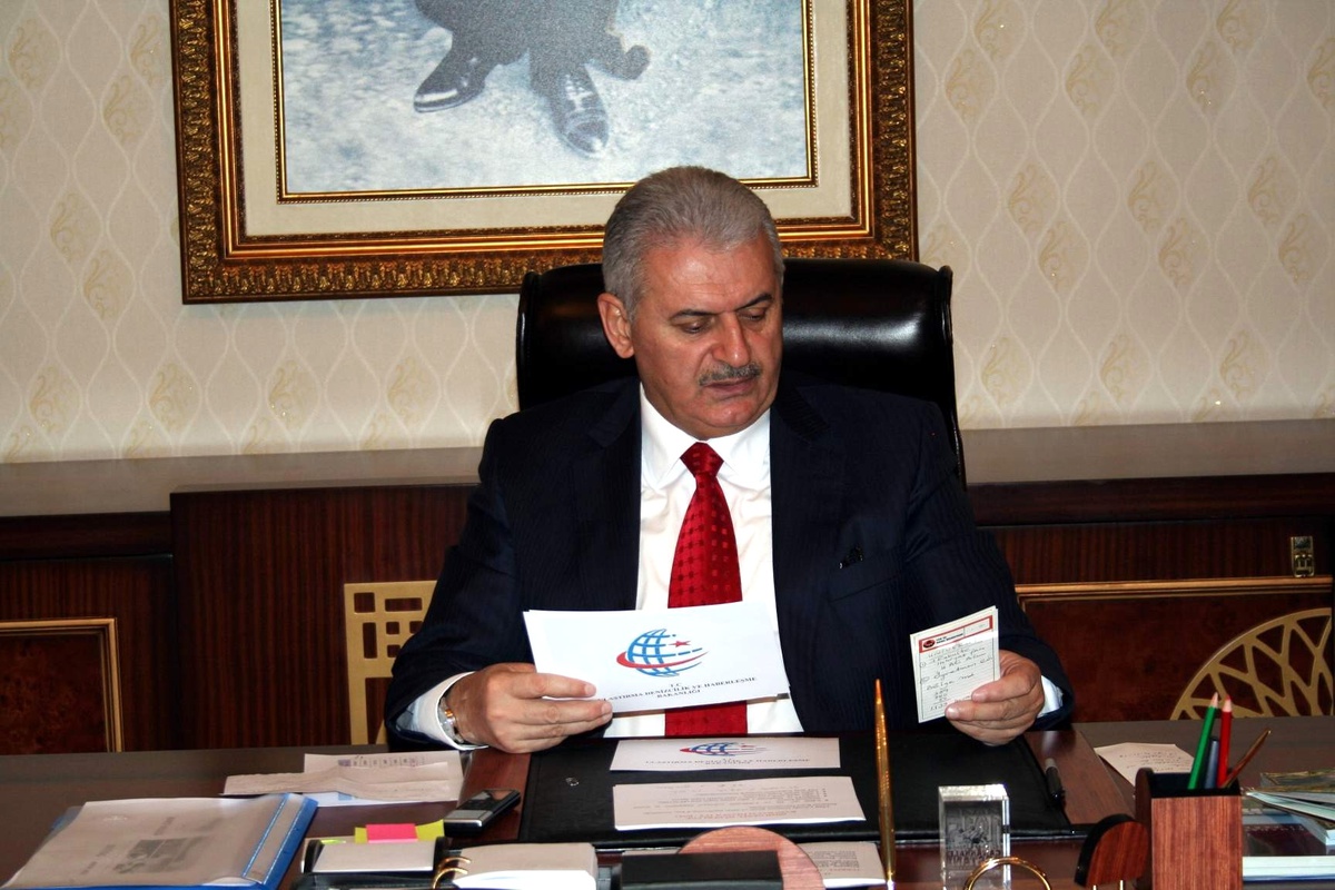 Bakan Yıldırım: "Lojistik Merkez Kars\'a Yapılacak"