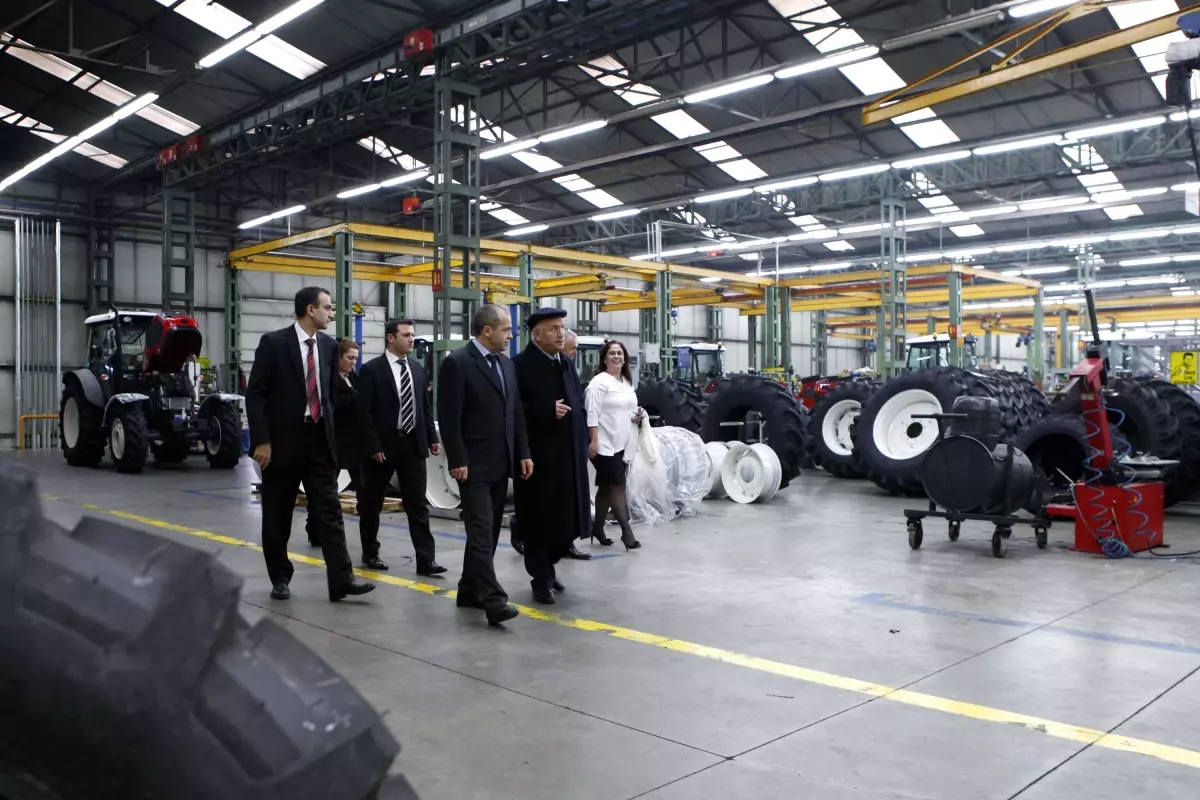 Başkan Yaşar\'dan Fabrika Ziyareti