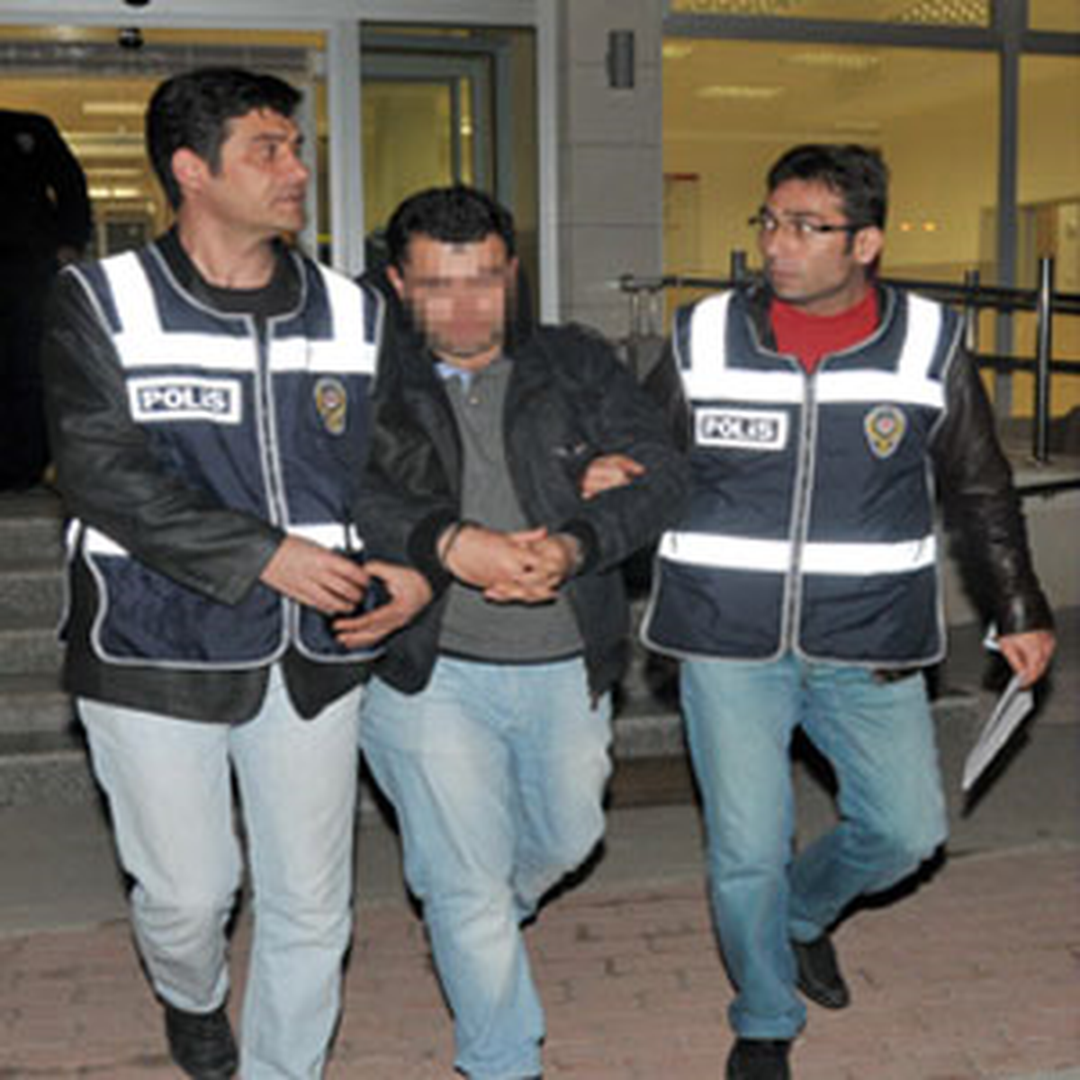 Binin Üzerine Sabıkası Olan Zanlı Kumluca\'da Yakalandı