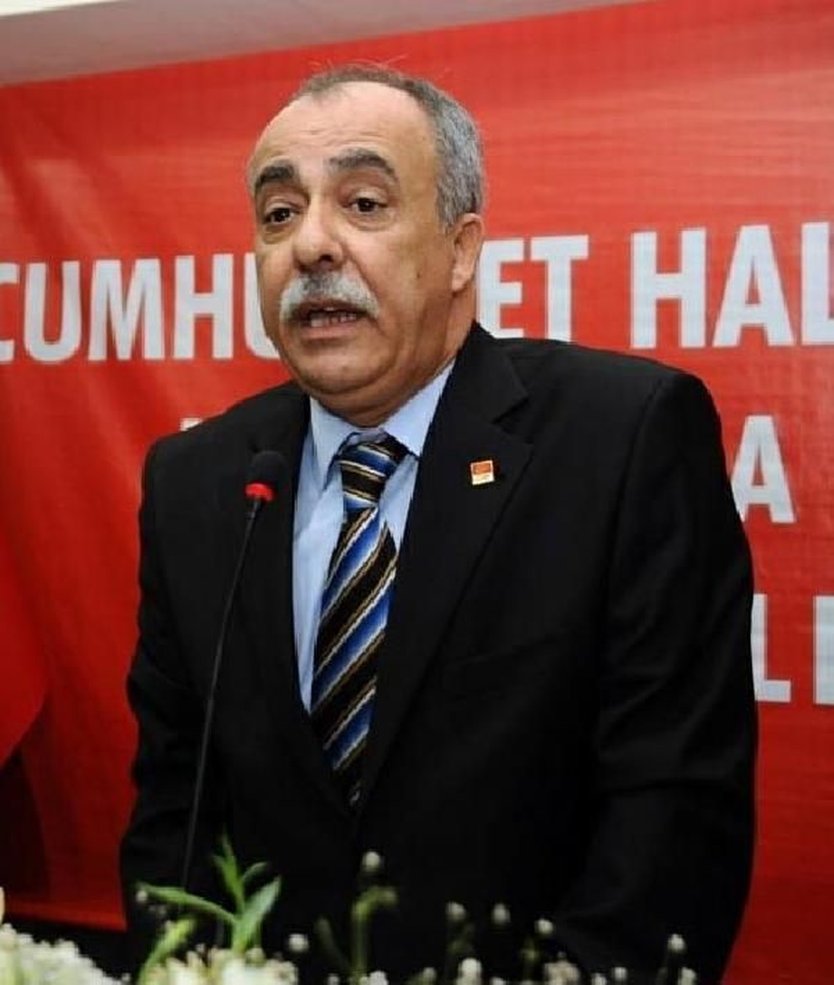 Çete Suçlamasıyla Aranan CHP İlçe Başkanı Teslim Oldu (2)