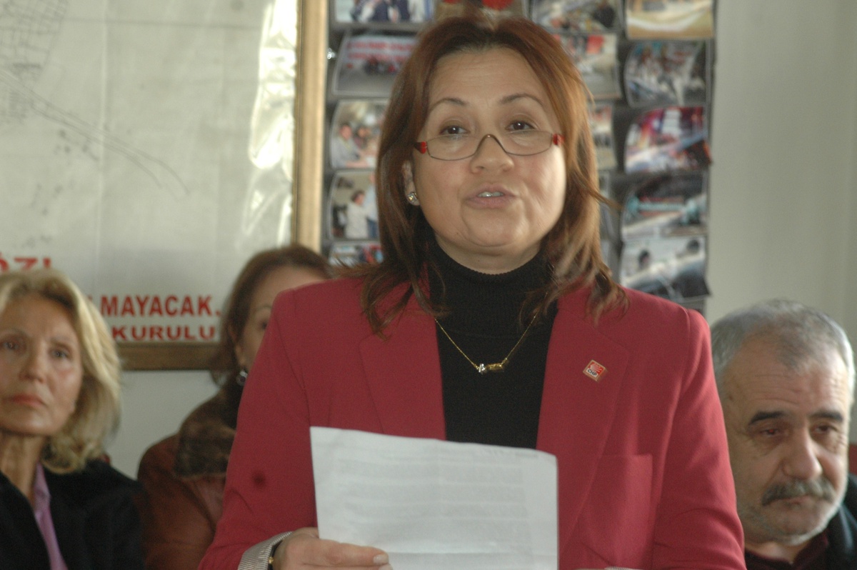 CHP\'li Öncü: Kadınlığımızla Değil, Kişiliğimizle Meclisteyiz