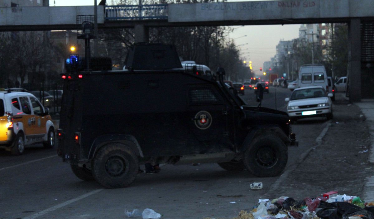 Diyarbakır\'da İzinsiz Gösteri