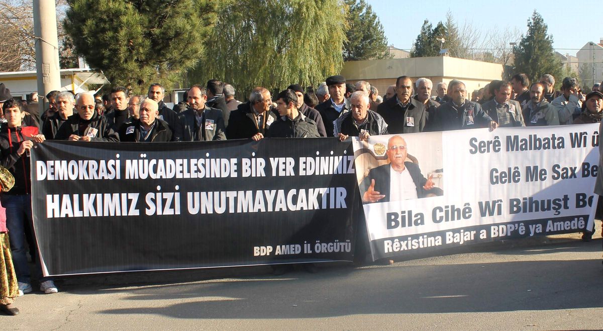 Elçi\'nin Cenazesi Diyarbakır\'a Getirildi