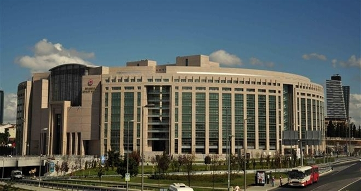 İstanbul Adalet Sarayı\'nda Kavga