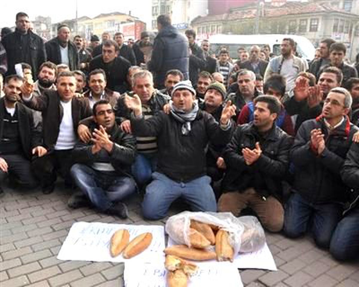 Öfkeli Pazarcılara Biber Gazlı Müdahale (2)