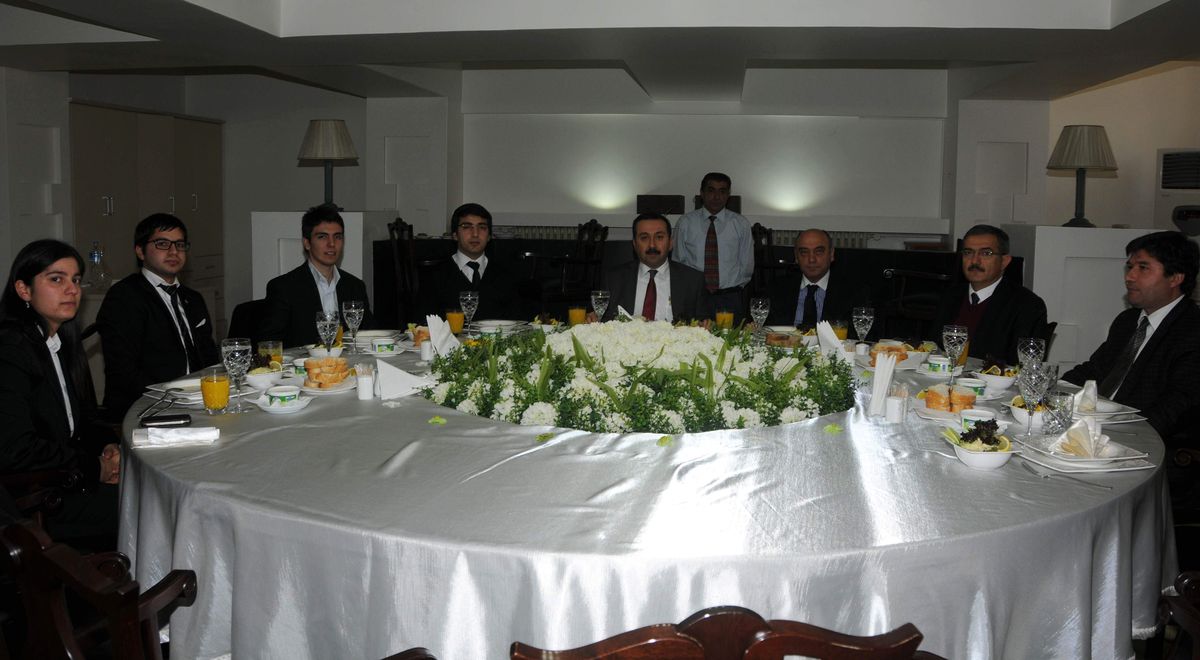 Öğrenci Konseyi\'nden Rektör Gökbel\'e Ziyaret