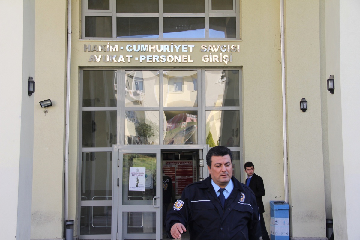Öğrencisini Kaçıran Öğretmenin Tutukluluğuna Devam Kararı Verildi
